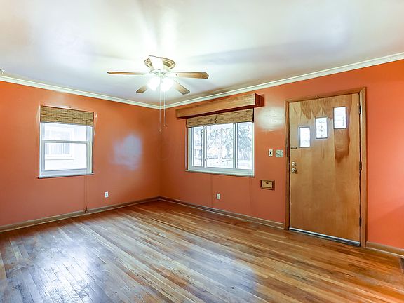 2nd image of 3064 Ontario St