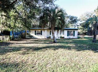 827 N Pine Ave, Green Cove Springs, FL 32043