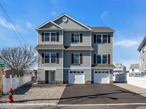 42 Carlyle Drive, Bayville, NJ 08721