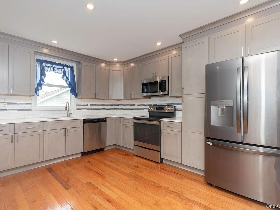 1st image of 72 Edgewater Park Drive #72C