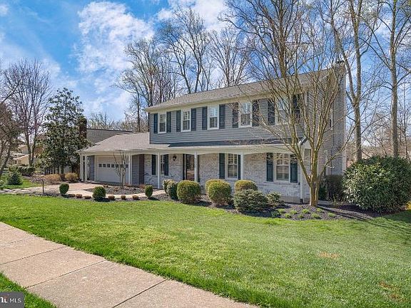 5th image of 2609 Deepford Dr