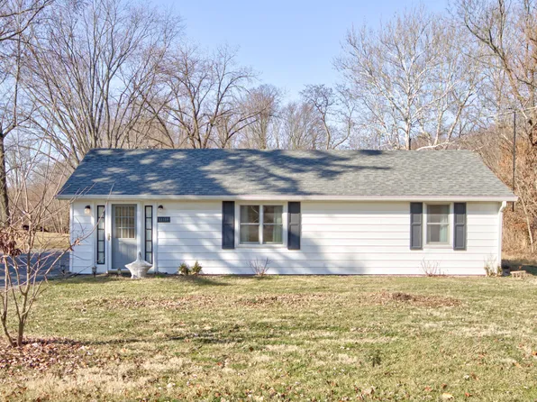 11168 N Gasburg Rd, Mooresville, IN 46158