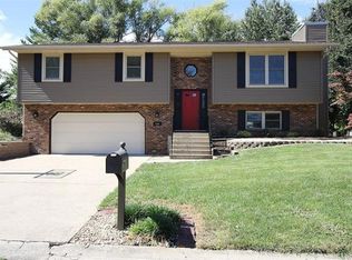 506 Lindenwood Dr, Troy, IL 62294