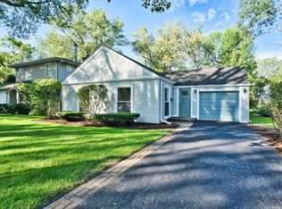254 Churchill St, Northfield, IL 60093