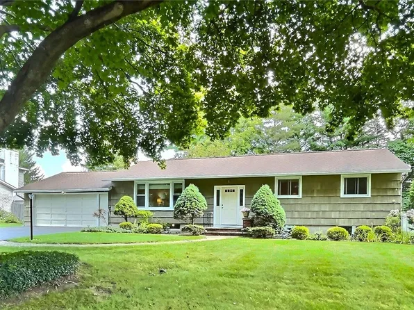 120 Richard Rd, Syracuse, NY 13215