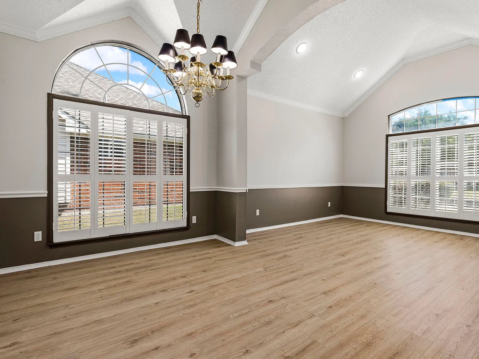 5 bed, 2878 sqft, $3,000 — Photo 4