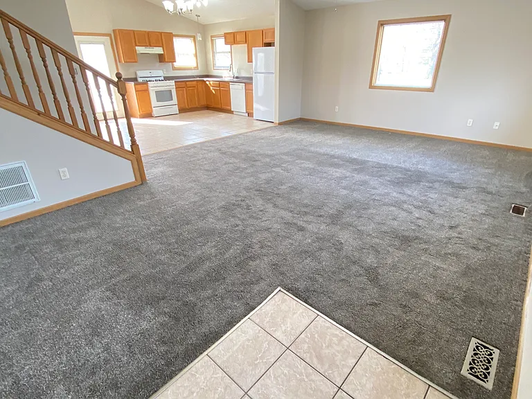 2272 Daniel Ct — Photo 5