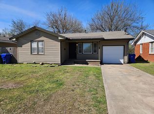 1328 Regent St, Norman, OK 73069