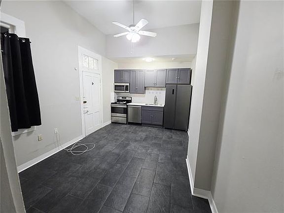 4th image of 1618 7th St APT B