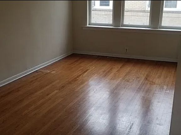 4th image of 2803 W Shakespeare Ave #3
