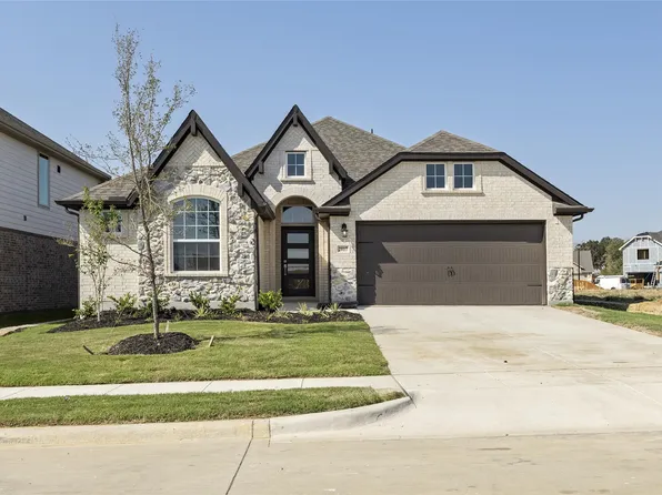 2017 Hickory Ln, Aubrey, TX 76227