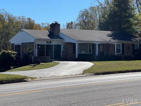 3rd image of 899 Burks Hill Rd