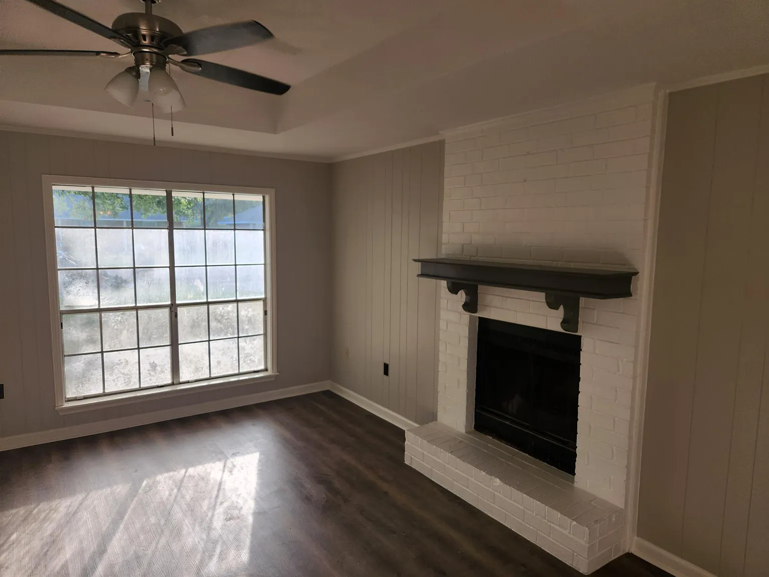 11453 Blanton Ave — Photo 3