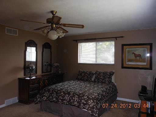 5th image of 575 Gordon Ave