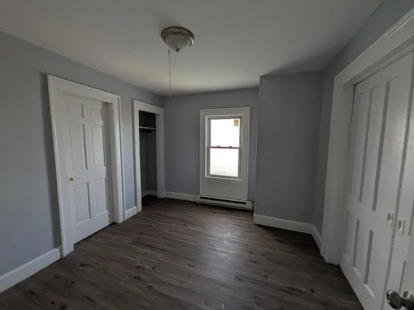 245 Brooks St, Bridgeport, CT