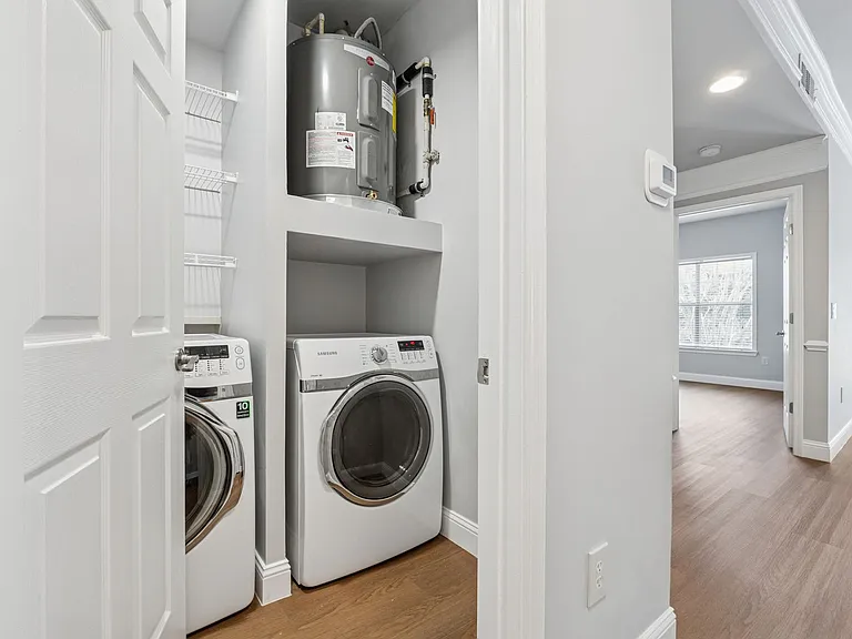 2700 Pine Tree Rd NE #1115 — Photo 20