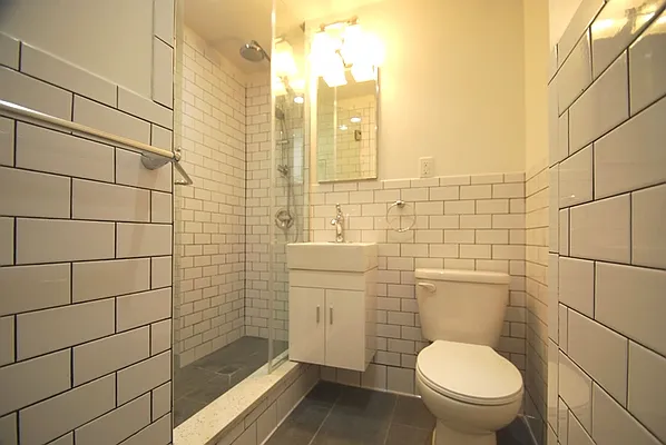 Rented by Buchbinder & Warren | media 10