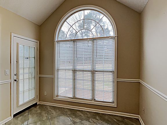5th image of 2031 Reserve Pkwy
