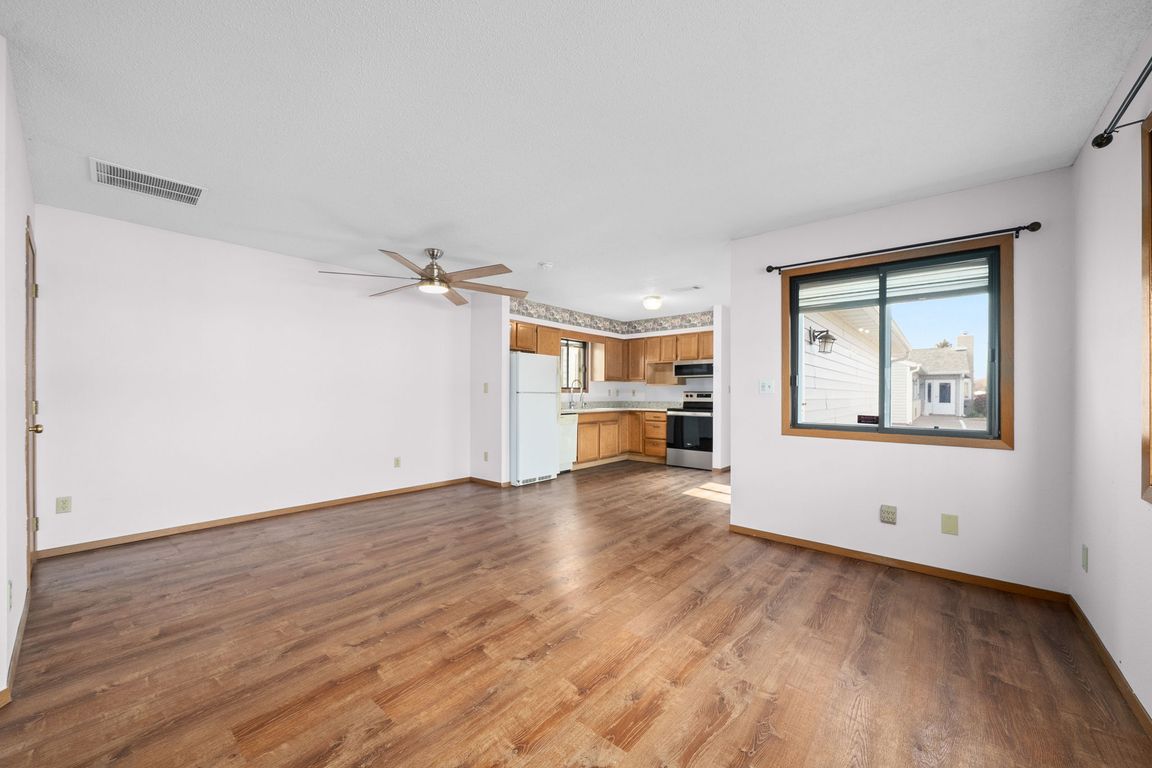 next background image