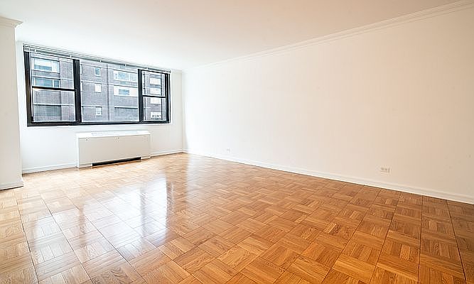 1st image of 315 W 57th St APT 6G
