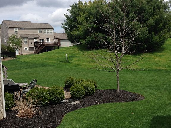 5th image of 2345 Crockett Cir