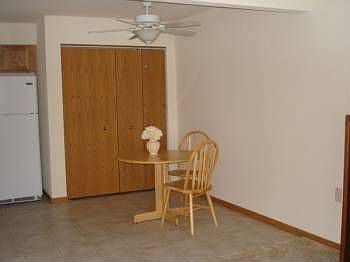 2nd image of 4062 Creekside Dr