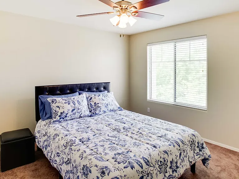 14335 W Clarendon Ave — Photo 21