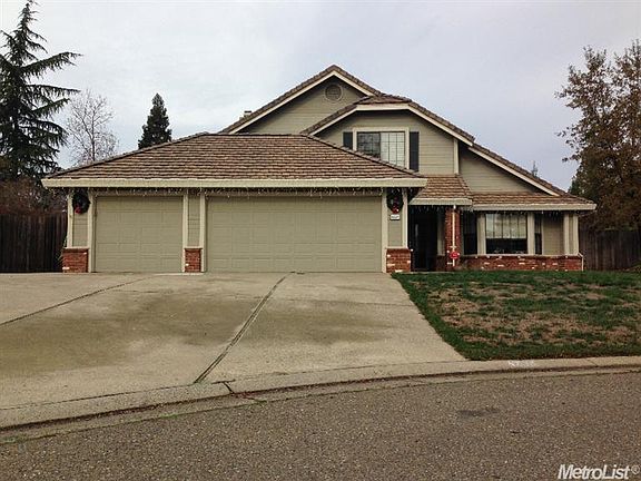 2nd image of 4737 Broome Pl