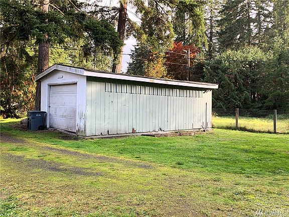 3rd image of 26422 163rd Ave E