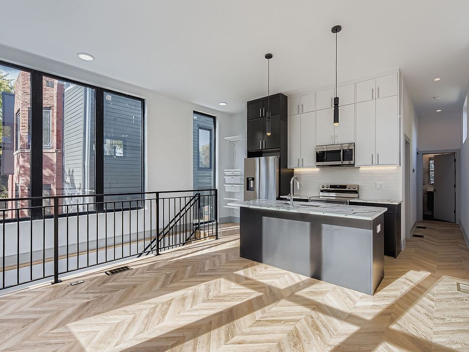Kitchen/Living Room