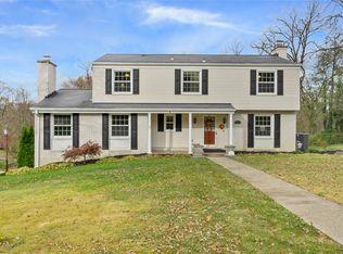 1513 High Knolls Dr, Pittsburgh, PA