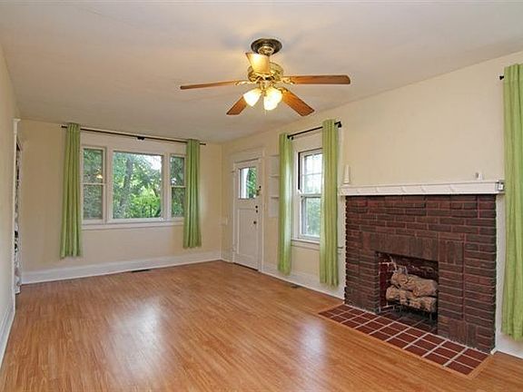 4th image of 1926 Washburn St