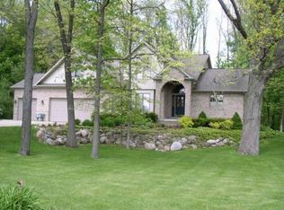 2443 White Pine Dr, Williamston, MI 48895