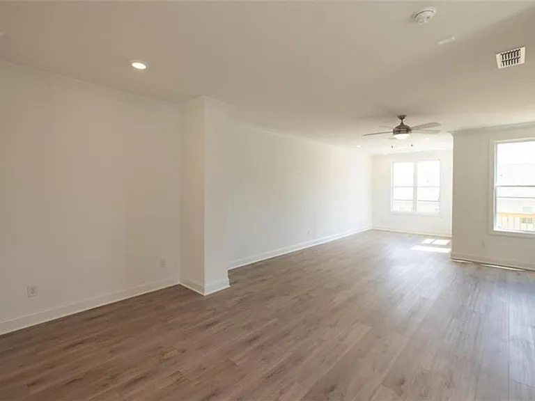 5209 Riden Ct — Photo 7