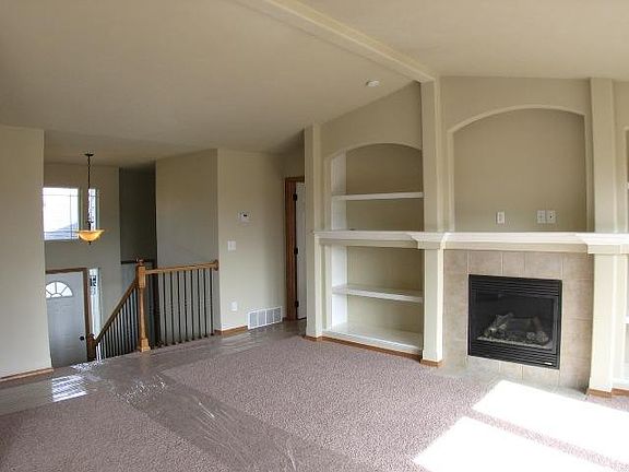 3rd image of 18212 N Astor Ct