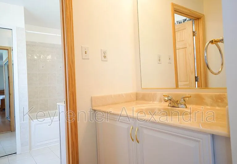 7123 Red Horse Tavern Ln — Photo 19