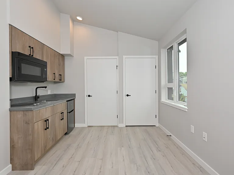Clara Apartments — Photo 76