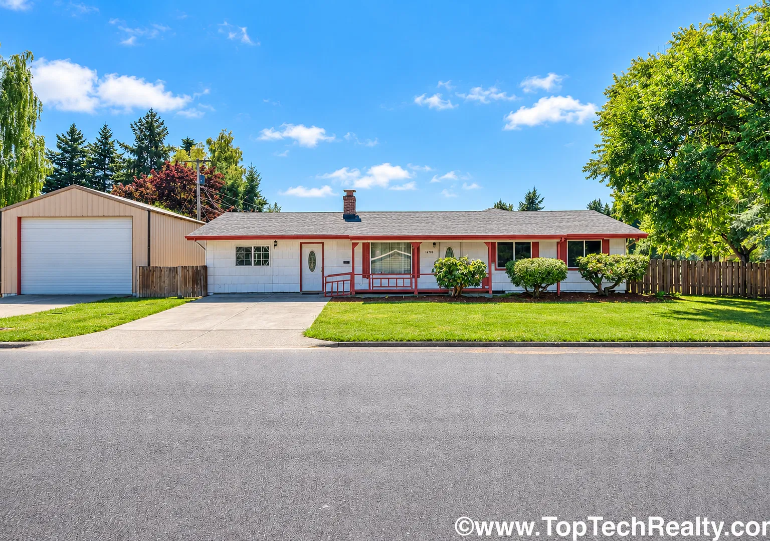 Spacious 7 BD | 3 Full BA | Single-Level Home | Large Yard | Quiet Beaverton Neighborhood | Great... — Photo 2