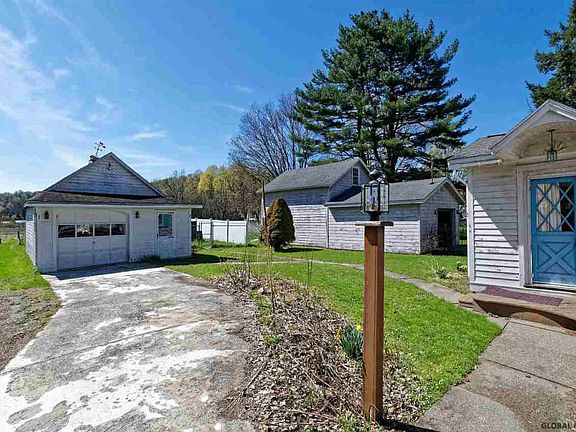 3rd image of 57 Archibald St