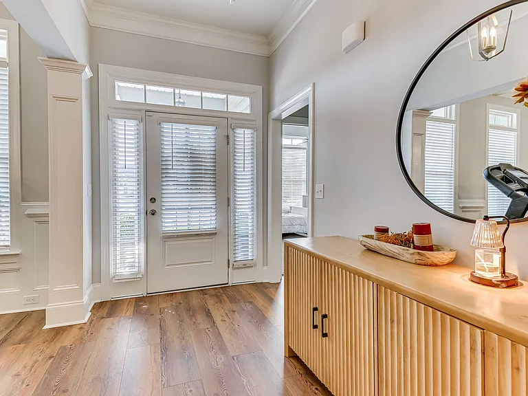 1213 Elbron Dr — Photo 7