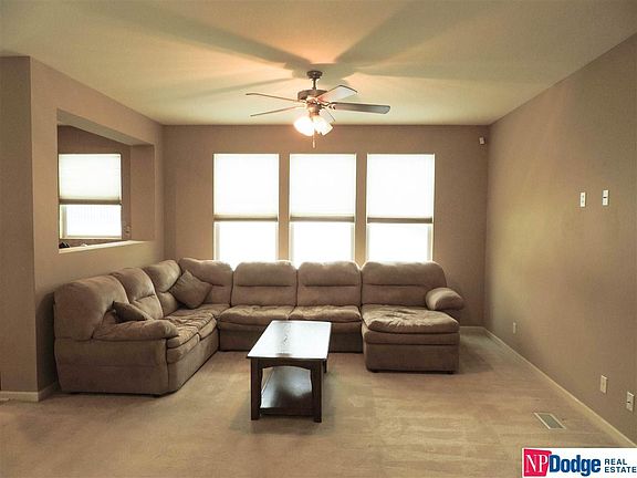 4th image of 10802 S 110th Ave