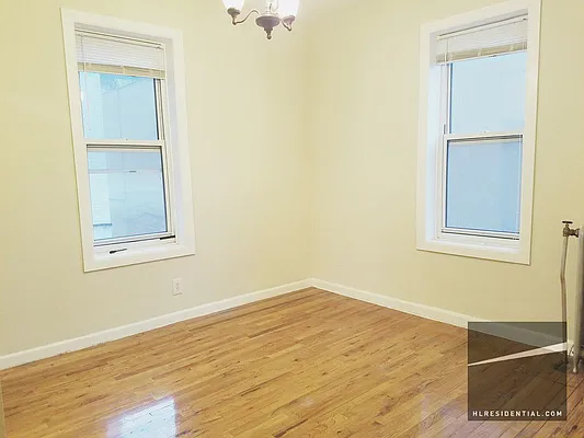Rented by Highline Residential | media 23