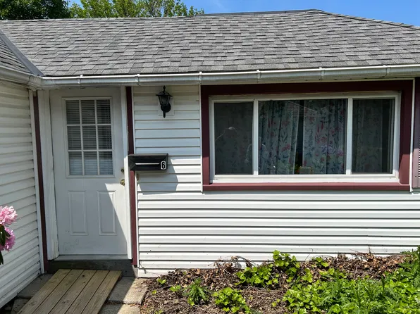 18 Meadowlawn Dr Unit 6, Mentor, OH 44060
