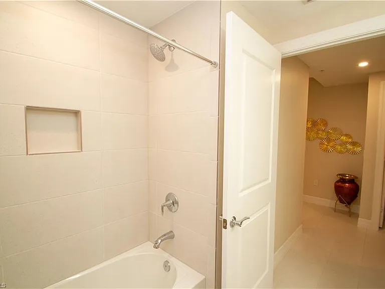 262 Indies Dr E #101 — Photo 19