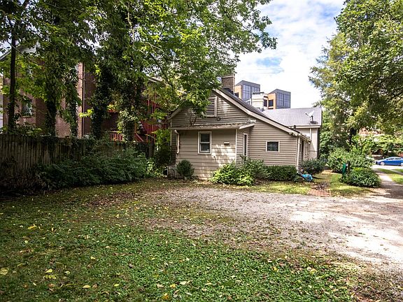 3rd image of 176 Woodland Ave