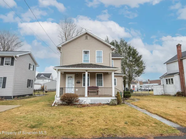 429 Hickory St, Peckville, PA 18452