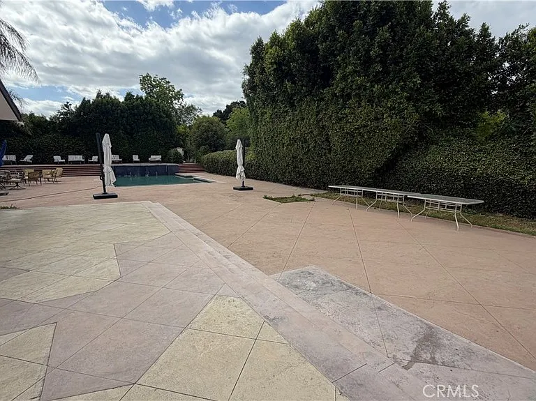 5855 Shirley Ave — Photo 29
