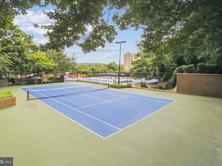 5500 Holmes Run Pkwy #210 — Photo 29