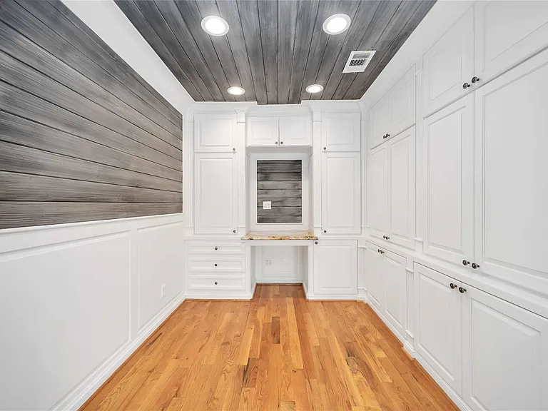 4031 Fernwood Dr — Photo 26