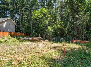 5145 Del Monte Ave LOT 4, Saanich, BC V8Y 3A2